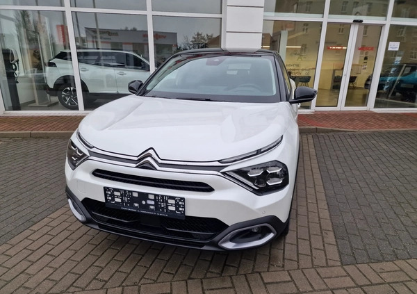Citroen C4 cena 117055 przebieg: 3, rok produkcji 2024 z Grudziądz małe 46